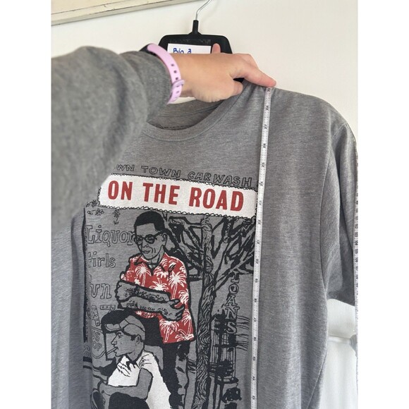 Out Of Print Gray T-shirt Medium Blue On the Road JACK KEROUAC Banned Books - Picture 3 of 4